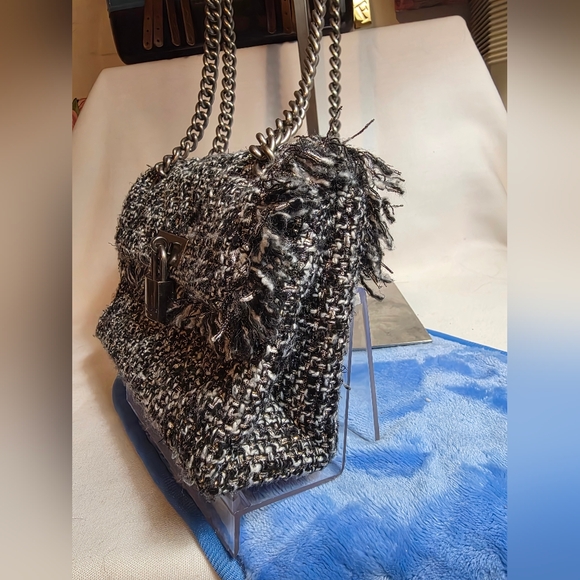 Kurt Geiger Brixton Mini Tweed Shoulder Bag & Dusty - Picture 3 of 9